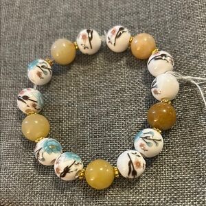 Elegant Multicolor Beaded Bracelet